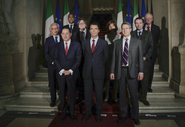 Zdjęcie 42: The European Parliament members: Hannes Swoboda, Gianni Pittella, Syed Kamall, Guy Verhofstadt, Rebecca Harms, Manfred Weber and Roger Helmer during a meeting with Italian MPs in Rome, Italy, 23 June 2014. Next month Italy will take the reins of the rotating six-month duty presidency of the European Union.