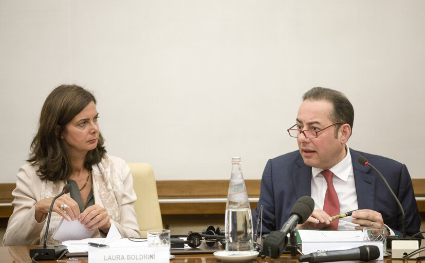 Zdjęcie 14: Laura Boldrini and Gianni Pittella during a meeting with Italian MPs in Rome, Italy, 23 June 2014. Next month Italy will take the reins of the rotating six-month duty presidency of the European Union.