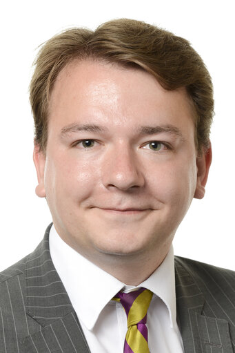 Foto 6: Tim AKER - 8th Parliamentary term