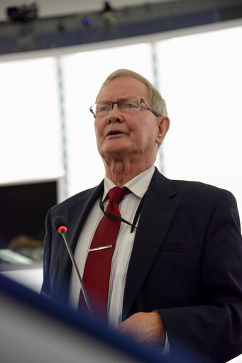 Fotografija 10: Plenary session week 27 2014 Conclusion of the European, Council meeting