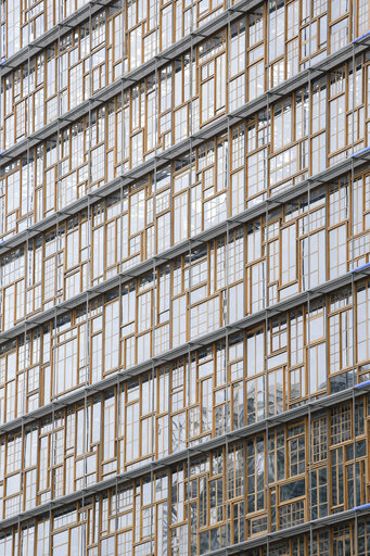 Photo 11: The new meeting venue of the European Council, named EUROPA, a coherent area with the Council buildings  ' Justus Lipsius 'at the corner of the Schuman roundabout and  'LEX ' , located in Rue de la Loi.