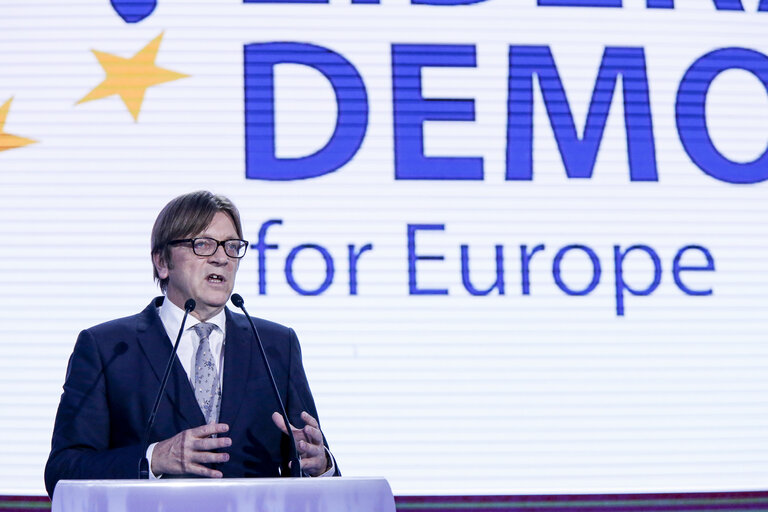 Fotografia 7: EE2014 European election night. Statement of Guy VERHOFSTADT once the European elections results have been published.