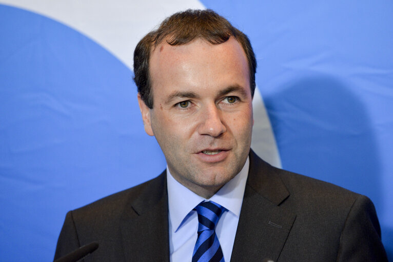 Foto 11: Press conference of the new EPP Group President