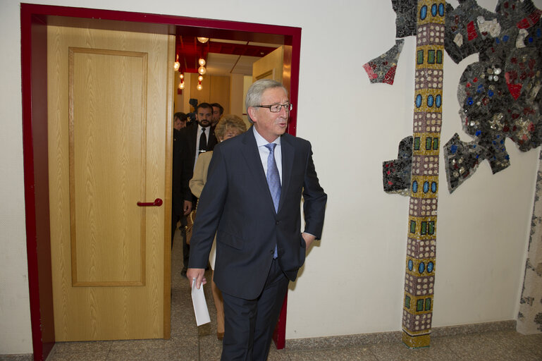 Photo 26: EE2014 - European Election 2014 - Vote of EPP Candidate to EC Presidency.European election candidat Jean Claude  JUNCKER  CSV picturing at poll in center of culture at Capellen GDL on sunday 25 2014