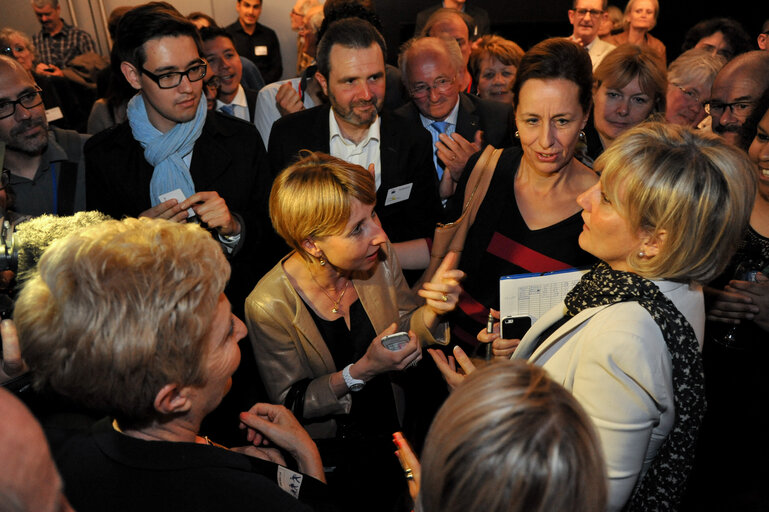 Fotografia 23: EE-2014 - Electoral night in Strasbourg