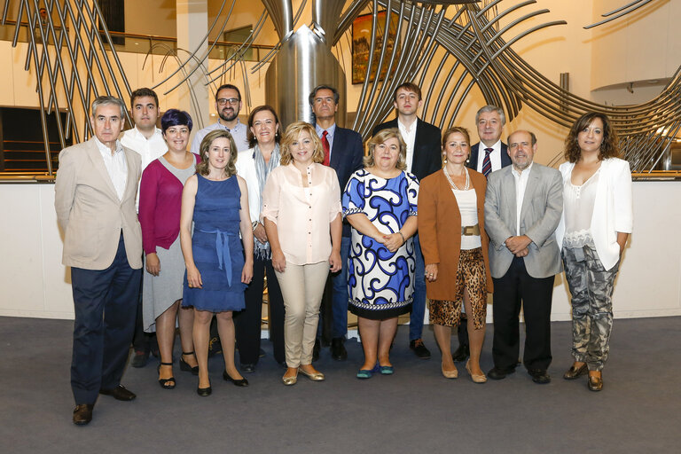 Снимка 4: Spanish S&D Delegation Members at the European Parliament in Brussels