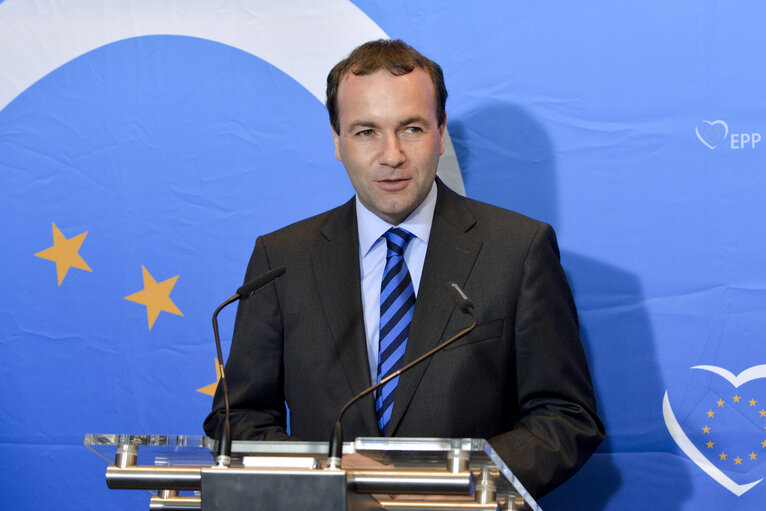 Foto 12: Press conference of the new EPP Group President
