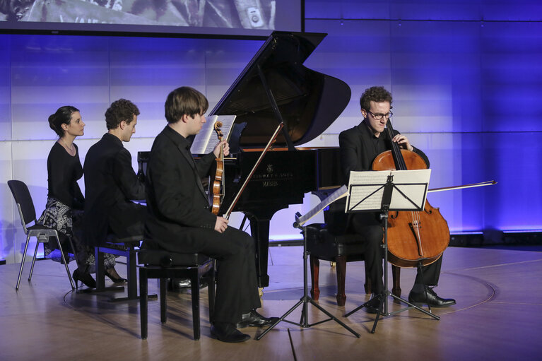 Photo 13 : International Holocaust Remembrance Day: Opening Ceremony by EP President