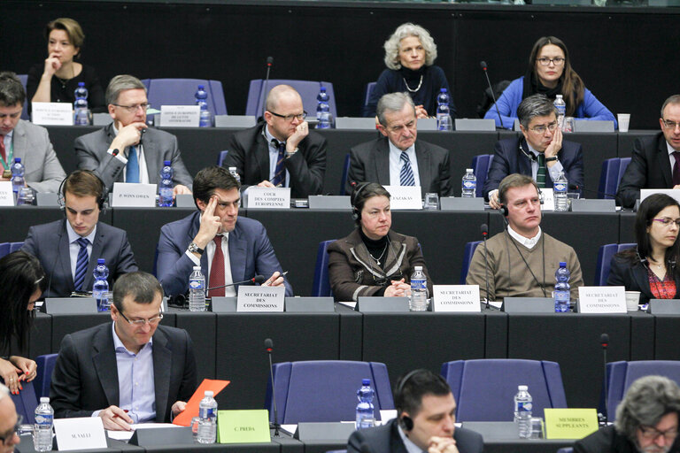 Fotografija 11: CONT Exchange of views - Discharge 2014: EU general budget - European External Action Service