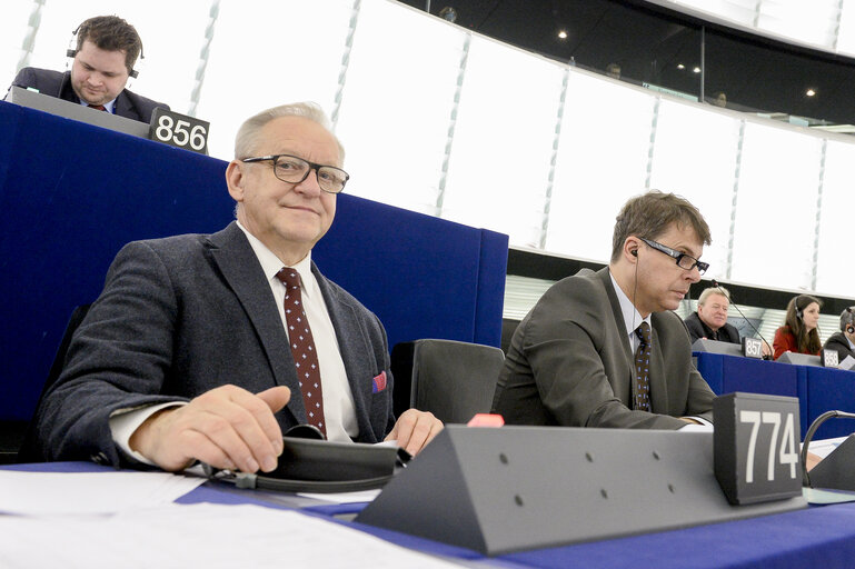 Photo 1 : Boleslaw PIECHA during plenary session week 05 2016 in Strasbourg