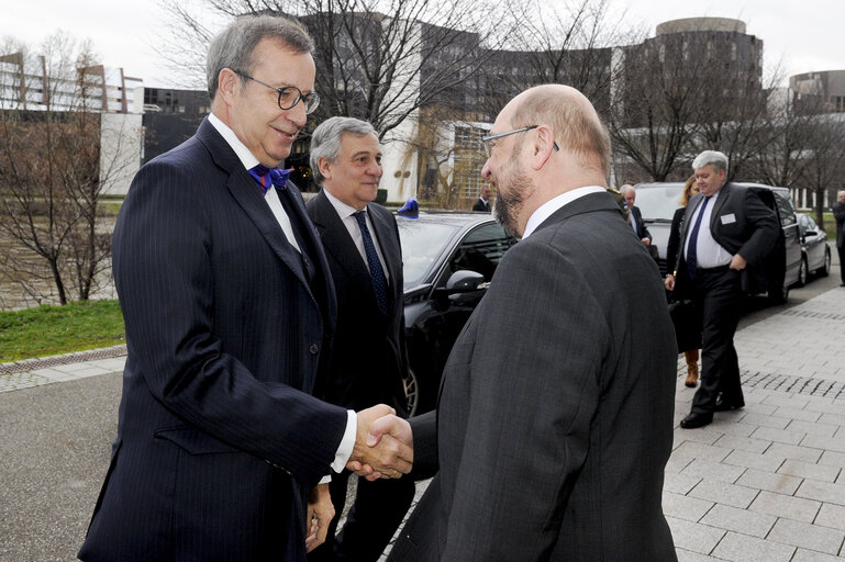 Fotografija 15: Official visit of the Estonian President to the European Parliament in Strasbourg.  Arrival.