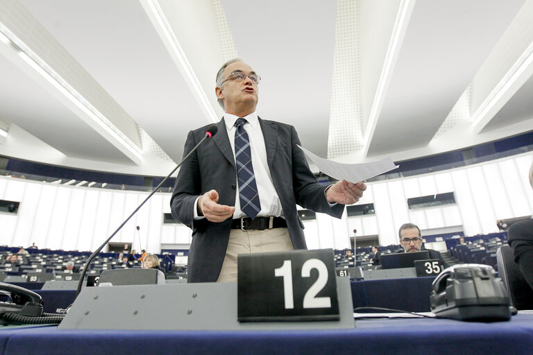 Foto 29: Plenary session week 05 2016 in Strasbourg - Preparation of the European Council meeting of 18 and 19 February 2016 Council and Commission statements