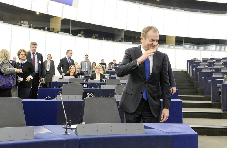 Foto 16: European Council President address the EP on the last European Council EUCO