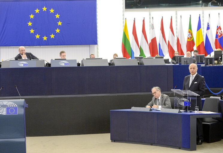 Photo 8 : Martin SCHULZ - EP President chairing the Plenary, with the presence of Laurent Fabius, French Minister of Foreign Affairs and International Development