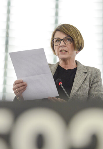 Fotó 8: Julia PITERA in Plenary session week 03 2016 in Strasbourg