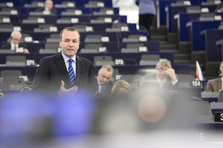 Foto 2: European Council President address the EP on the last European Council EUCO