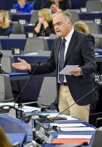 Fotografia 9: Plenary session week 05 2016 in Strasbourg    Joint debate