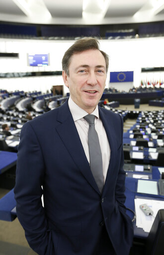 Fotografija 18: Bernard MONOT in European parliament in Strasbourg