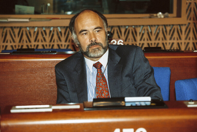 Φωτογραφία 21: MEP Ian WHITE during the plenary session at the EP in Strasbourg