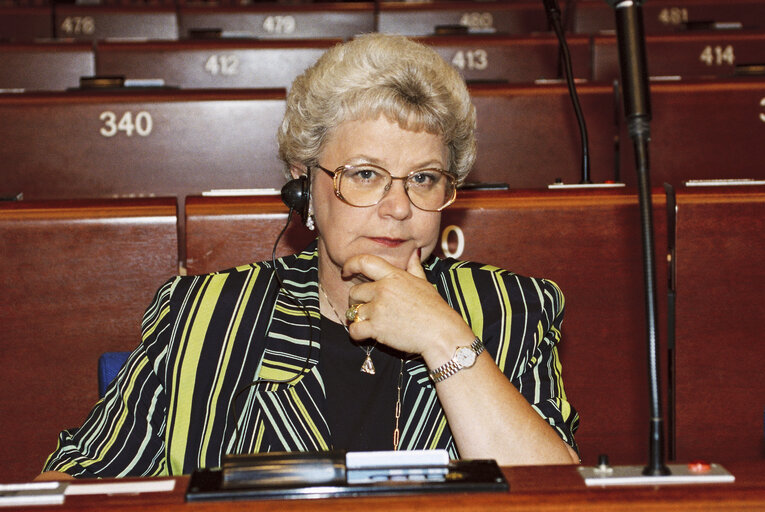 Φωτογραφία 11: Portrait of MEP Tove NIELSEN in the hemicycle at the EP in Strasbourg