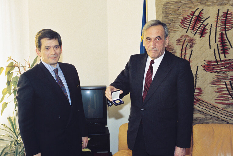 Visit of Tadeusz MAZOWIECKI, Prime Minister of Poland at the European Parliament in Brussels