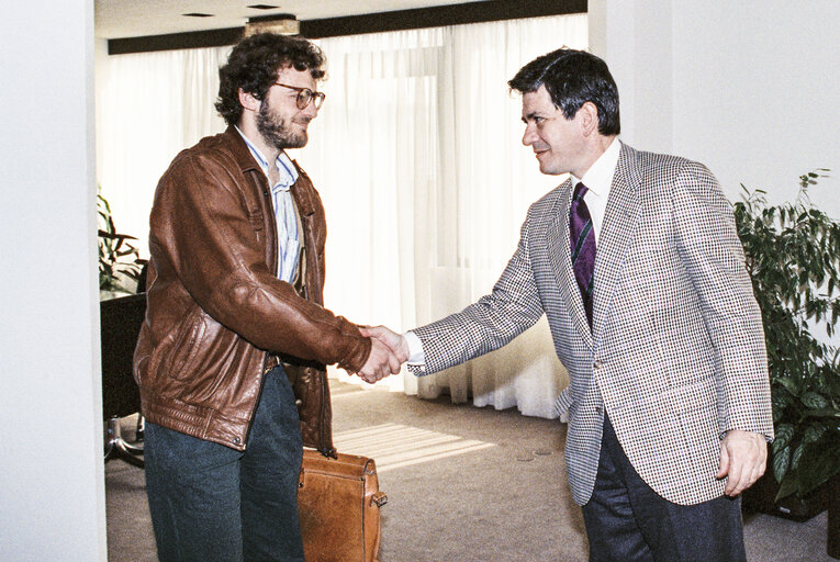 Enrique BARON CRESPO - EP President, meets with students