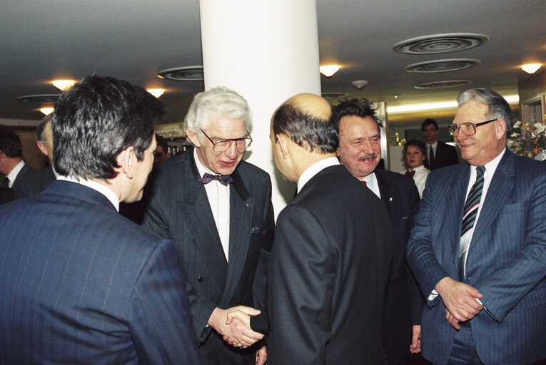 Fotografia 3: Visit of Carlos SALINAS DE GORTARI, President of Mexico at the European Parliament in Brussels