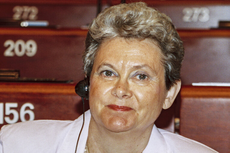 Φωτογραφία 31: MEP Janine CAYET during the plenary session at the EP in Strasbourg