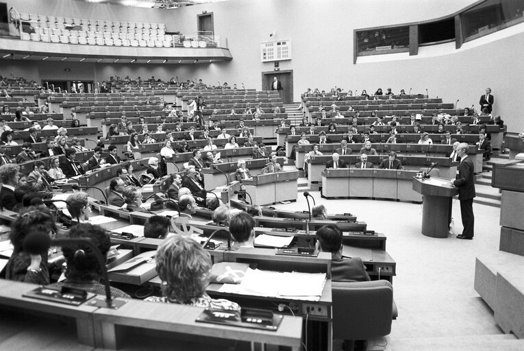 Foto 5: Youth forum at the European Parliament