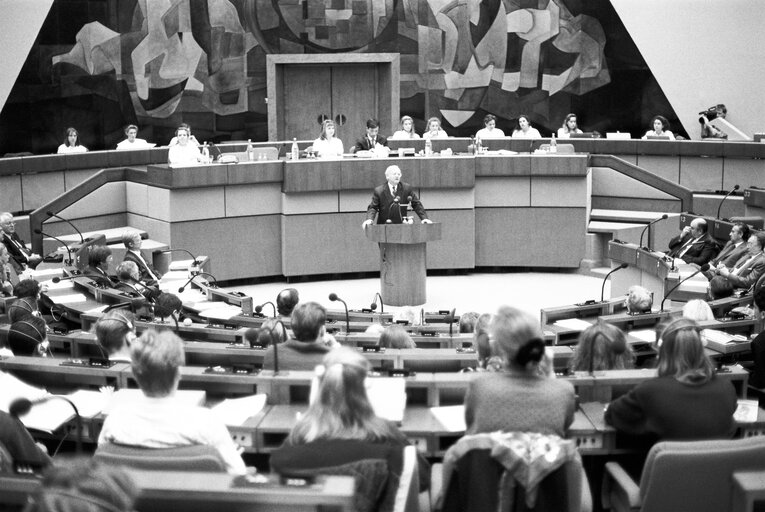 Foto 6: Youth forum at the European Parliament