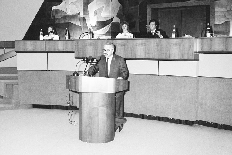 Снимка 8: Youth forum at the European Parliament