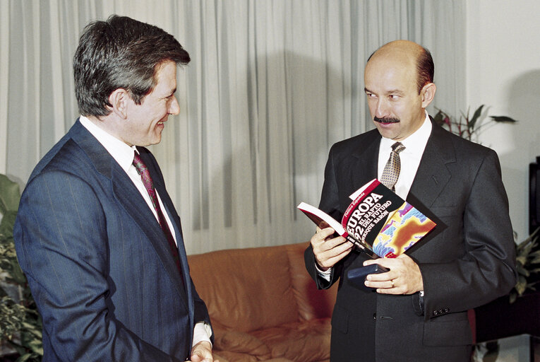 Nuotrauka 10: Visit of Carlos SALINAS DE GORTARI, President of Mexico at the European Parliament in Brussels