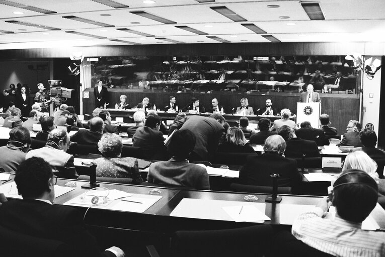 Foto 12: Meeting at the European Parliament in Brussels