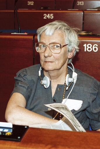 Φωτογραφία 30: MEP Janey O'Neil BUCHAN during the plenary session at the EP in Strasbourg