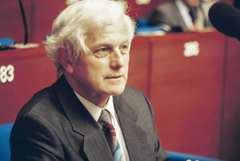 Φωτογραφία 2: MEP Edgar Josef SCHIEDERMEIER during the plenary session at the EP in Strasbourg