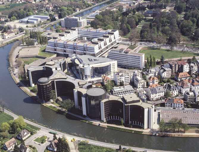 Fotagrafa 4: Aerial view of the European institutions in Strasbourg