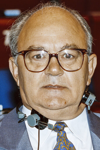 Φωτογραφία 50: MEP Manuel GARCIA AMIGO during the plenary session at the EP in Strasbourg