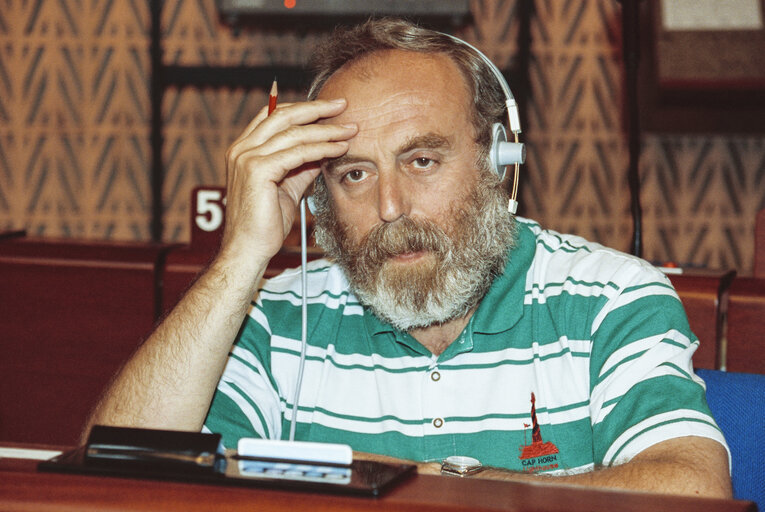 Valokuva 39: MEP Virginio BETTINI during the plenary session at the EP in Strasbourg