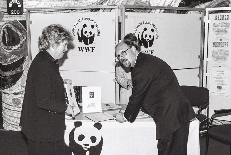 MEP David Robert BOWE at the stand of WWF in Strasbourg