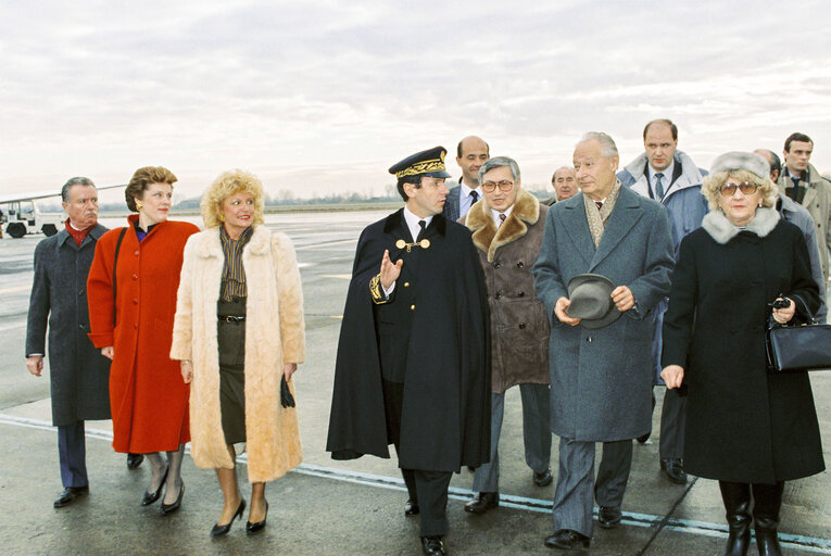 Photo 8: Sakharov Prize 1989: Visit of Alexander DUBCEK at the European Parliament in Strasbourg - Entzheim