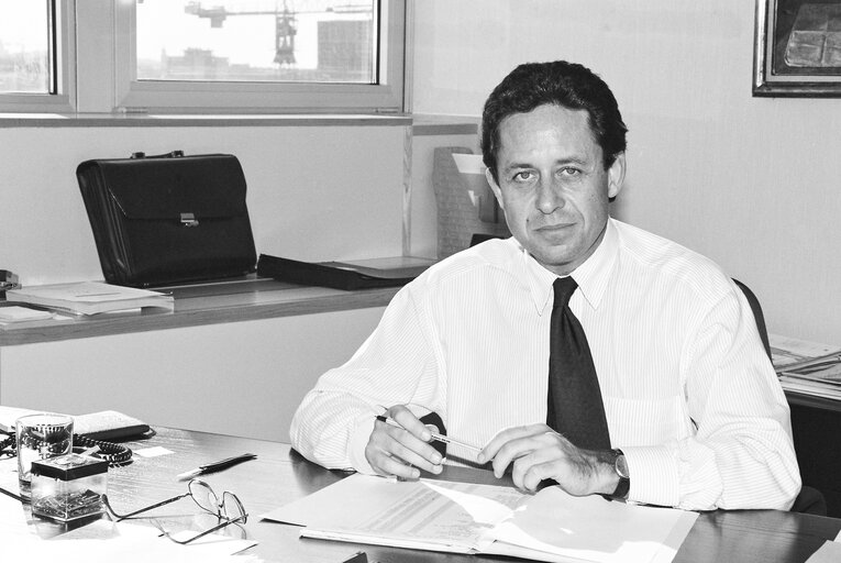 David HARLEY in his office.