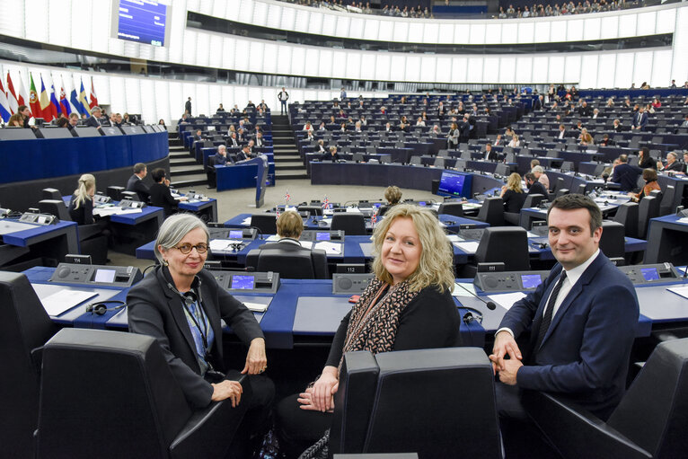 Photo 1 : Mireille d'ORNANO, Florian PHILIPPOT, Sophie MONTEL