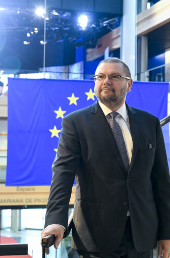 Fotografija 13: Robert Jaroslaw IWASKIEWICZ in the European Parliament in Strasbourg