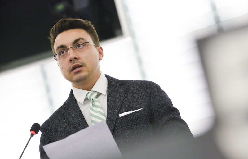 Foto 1: Momchil NEKOV in the hemicycle during plenary session week 27 2017 in Strasbourg