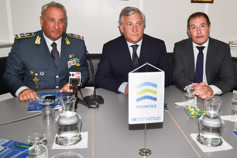 Photo 50 : Official visit of the President of the European Parliament to Italy. Antonio Tajani - EP President visiting Catania and Pozzallo. Press conference