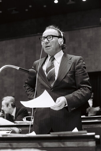 Fotogrāfija 17: Plenary session in Luxembourg on May 1978.