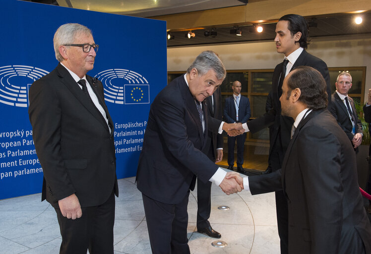 Fotagrafa 28: European Ceremony of Honour for Dr. Helmut KOHL - Jean-Claude JUNCKER, President of the EC, on the left, and Antonio TAJANI, EP President, in the centre