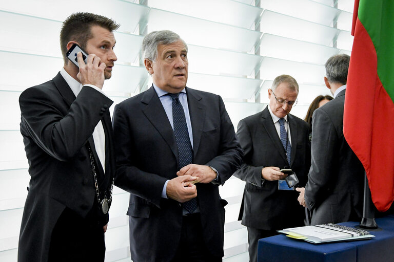 Fotogrāfija 2: Antonio TAJANI - EP President in plenary session week 40 2017 in Strasbourg - Preparation of the European Council meeting of 19 and 20 October 2017