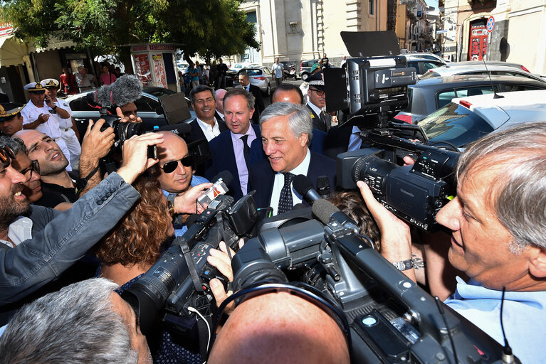 Foto 14: Official visit of the President of the European Parliament to Italy. Antonio TAJANI - EP President visiting Catania and Pozzallo.