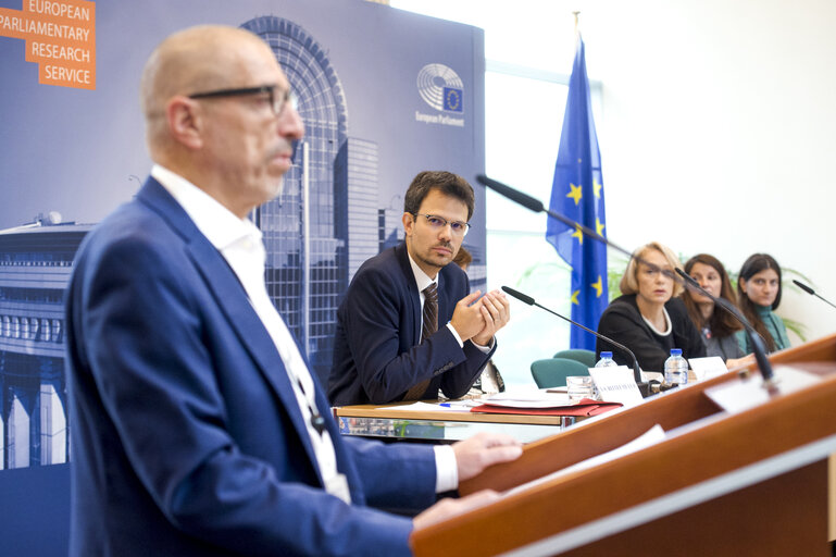 EPRS Roundtable: ' The European Council: What makes the agenda and why? '